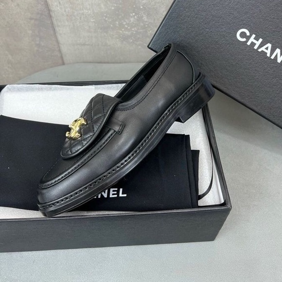 Chanel Black Leather Loafers - Picture 5 of 8